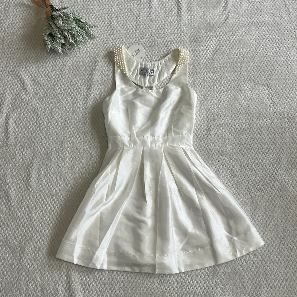 BRAND NEW WITH TAGS XENIA BOUTIQUE WHITE WITH PEARL DRESS